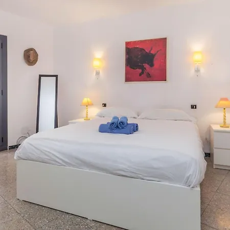 Atic Cap Tossa By Interhome توسا ذي مار