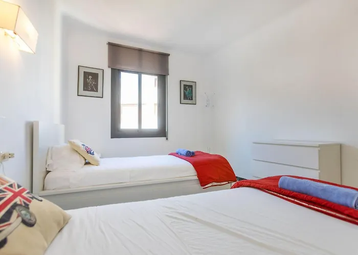 Atic Cap Tossa By Interhome شقة توسا ذي مار