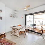 Atic Cap Tossa By Interhome * トッサ・デ・マール